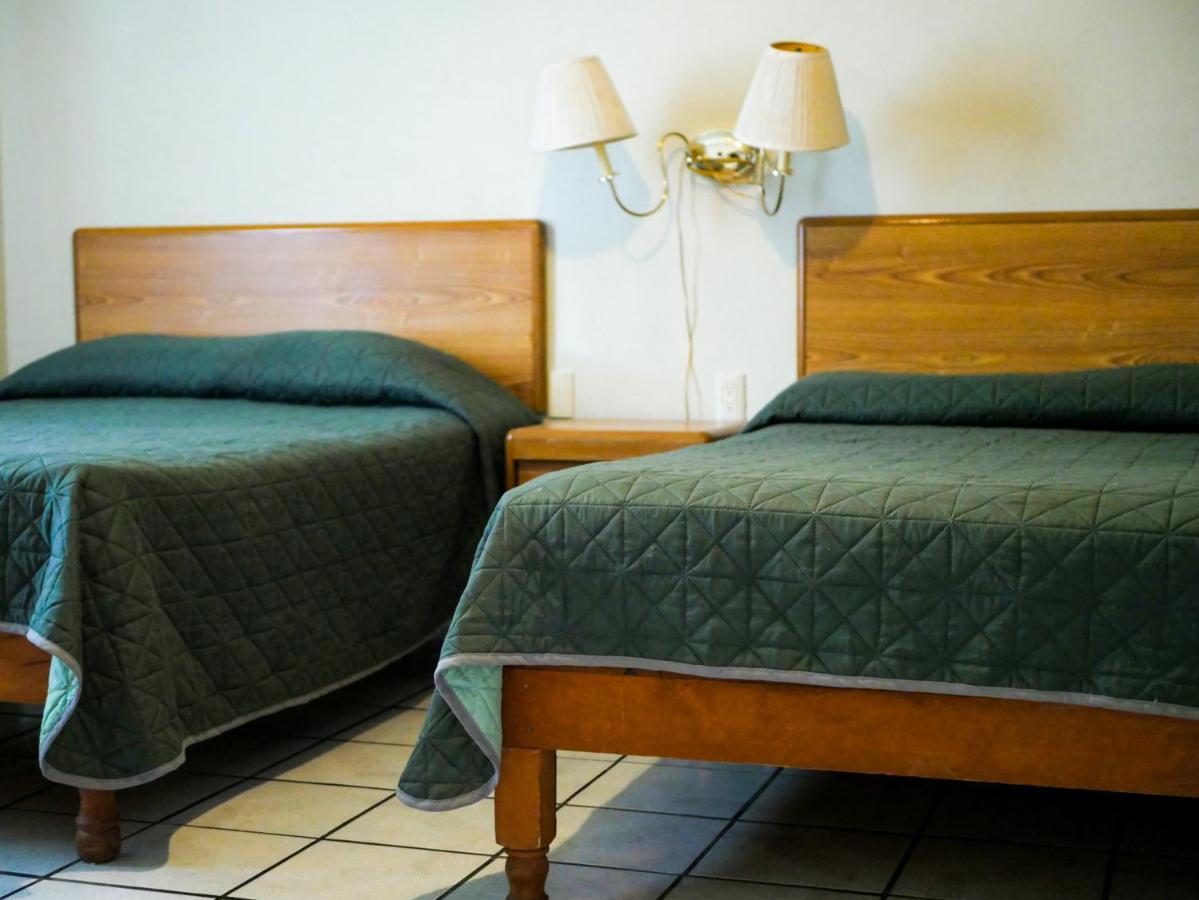Hotel La Huerta Río Verde Екстериор снимка