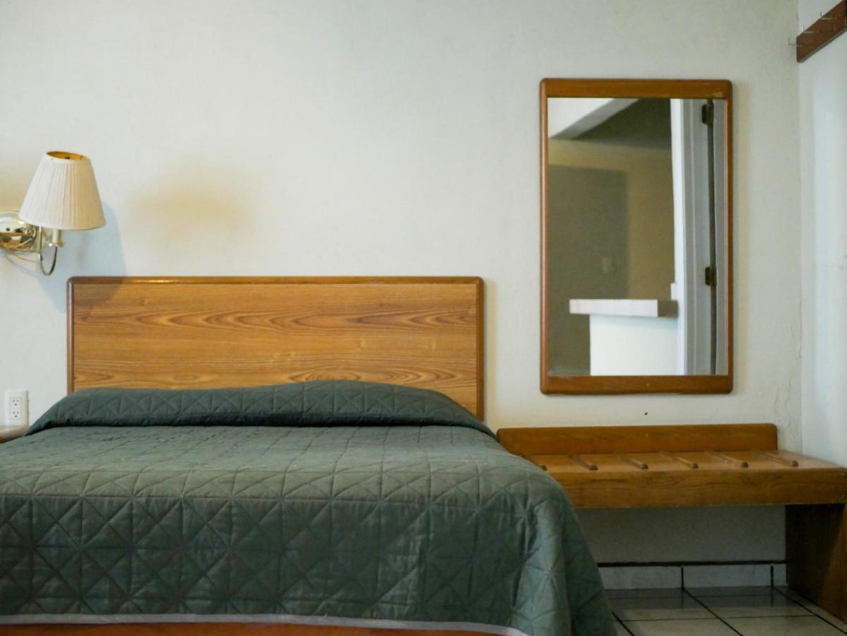 Hotel La Huerta Río Verde Екстериор снимка